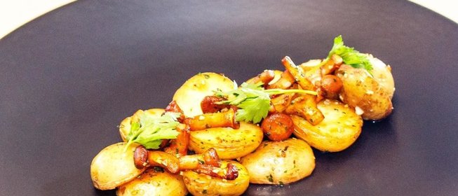 Мини-картофель с лисичками