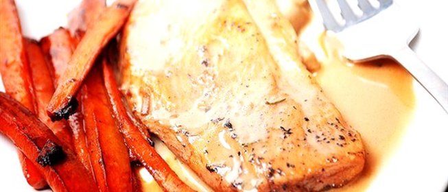 Куриные грудки в сметанном соусе