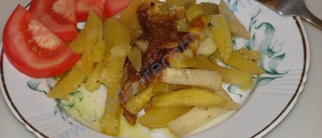 Запеченный картофель в майонезе в духовке