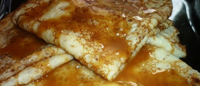 Супер-нежные блинчики с карамельным соусом