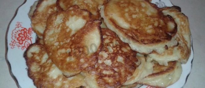 Оладьи на скисшем молоке пышные