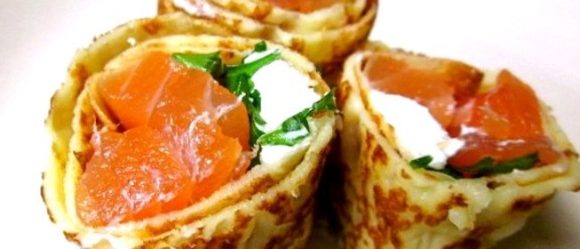 Блины с семгой и сливочным сыром