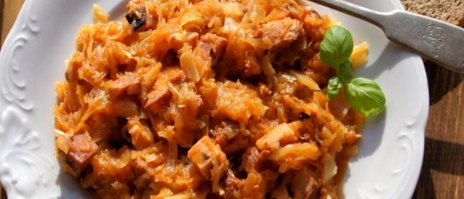 Бигус с сосиской