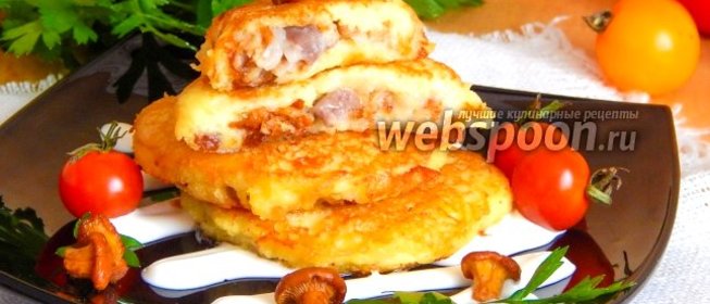 Драники с лисичками и солёной грудинкой