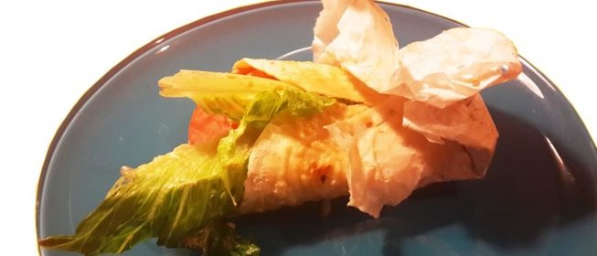 Баранья шейка в сухом блине с корицей