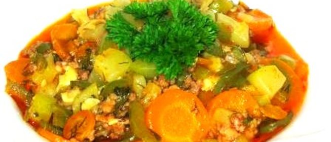 Рагу с фаршем и овощами