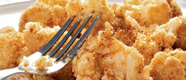 Цветная капуста с сухарями и чесноком