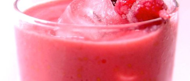 Молочно-клюквенный смузи