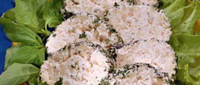 Дублинский рулет из сыра и кресса