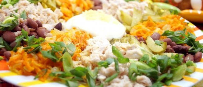 Салат с курицей «Калейдоскоп»