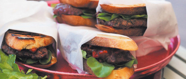 Сэндвичи с бифштексом