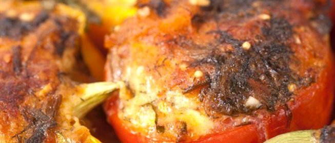 Фаршированные помидоры с мясом и сыром