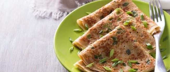 Блинчики с песто с начинкой из ветчины