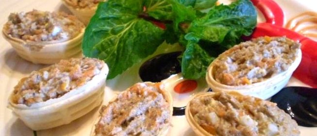 Шпротный паштет с морковью в корзинках