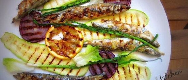 Мойва-гриль с ароматом чеснока и лимона