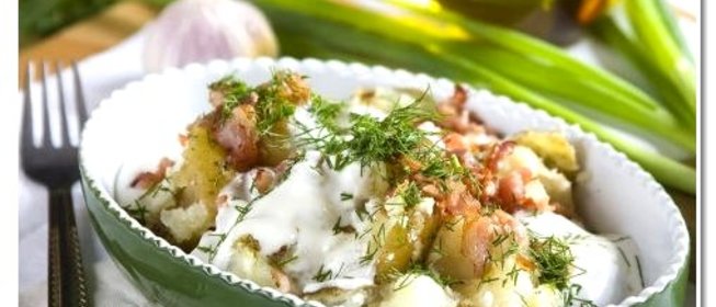 Молодой картофель со сметаной