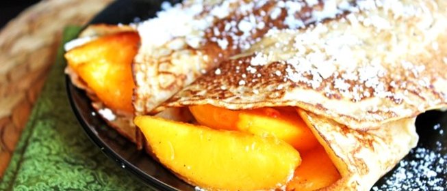 Блинчики с персиками