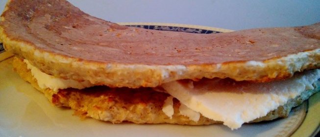 Овсяноблин с адыгейским сыром