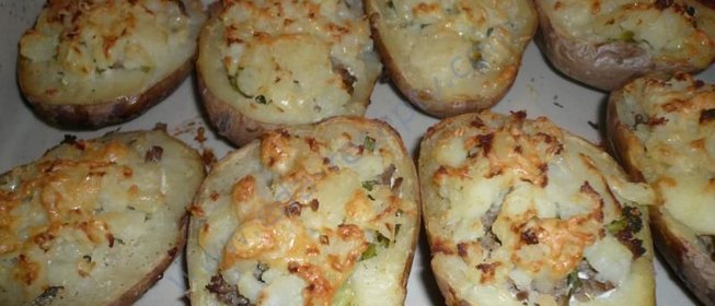 Фаршированный картофель фаршем в духовке