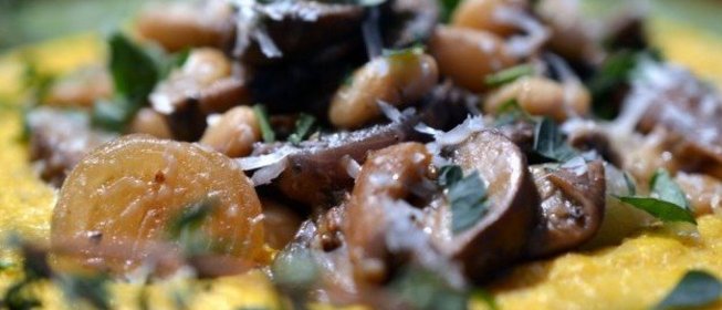 Рагу из тыквы с вешенками и лечо