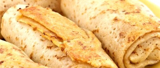 Блинчики с морковью, изюмом и урюком