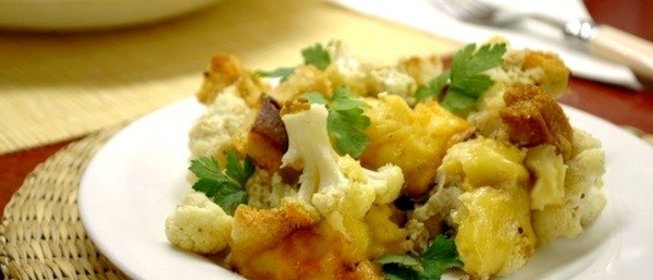 Цветная капуста с пивом и сухариками