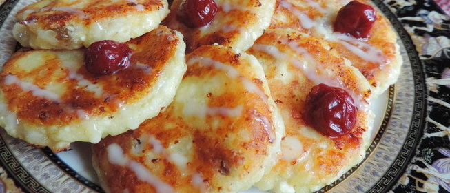 Сырники с изюмом