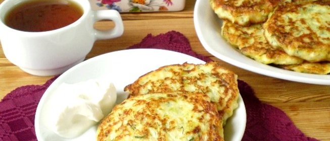 Капустные оладьи с манкой