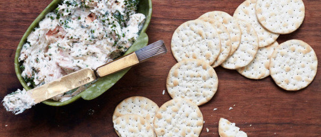 Соус-дип из копченой форели