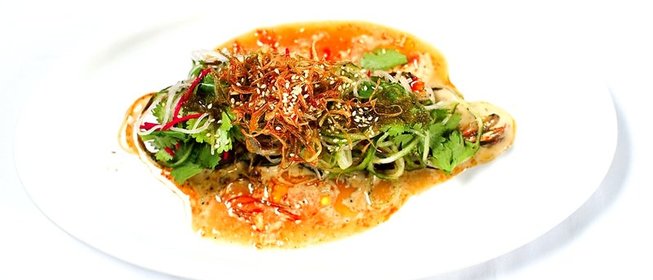 Креветки с цукини в сладком соусе чили