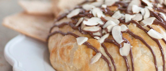 Сыр Бри в слоеном тесте