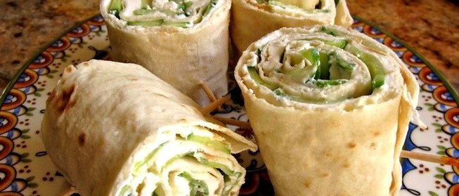 Лаваш с огурцом и сыром