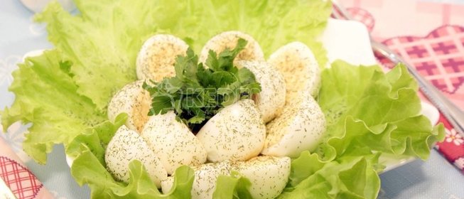 Яйца фаршированные сыром