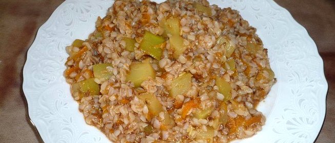 Гречневая каша с кабачком