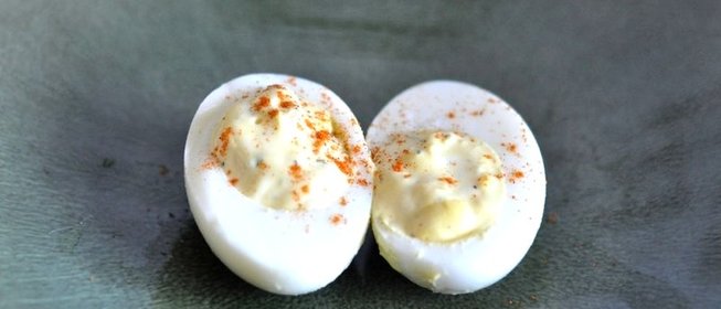 Яйца куриные фаршированные