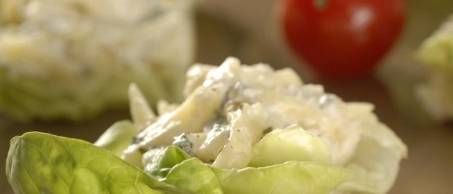 Сырная закуска с яблоками