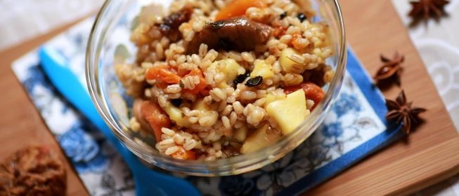 Перловая кашка с сухофруктами