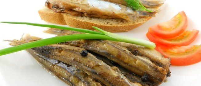 Шпроты из мойвы