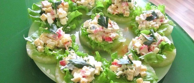 Закуска на кольцах ананаса