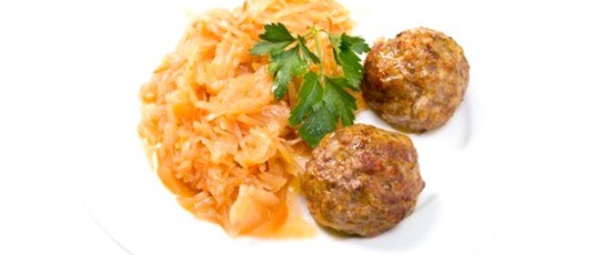 Тушеная капуста с картофелем