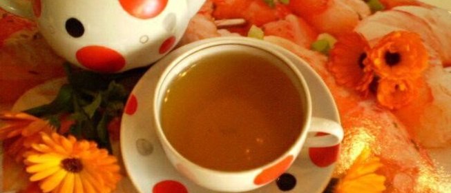 Зеленый чай с календулой