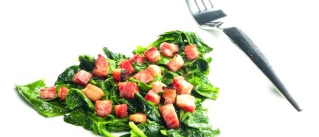 Жареный шпинат с беконом и чесноком по‑китайски