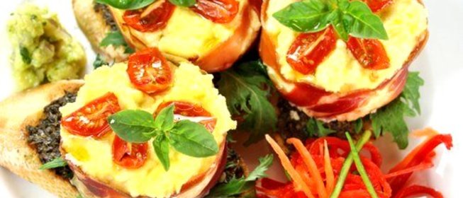 Киш в стаканчиках из прошутто