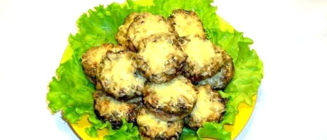 Шампиньоны с пармезаном