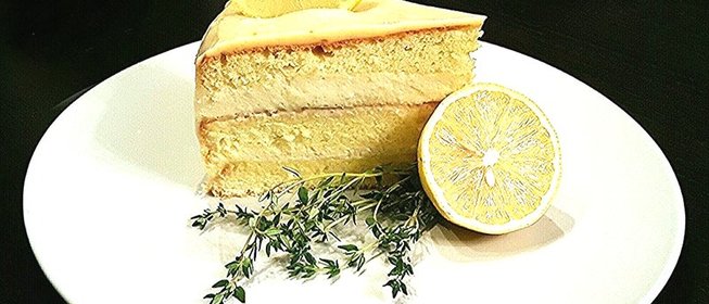 Торт с лимонным курдом и суфле