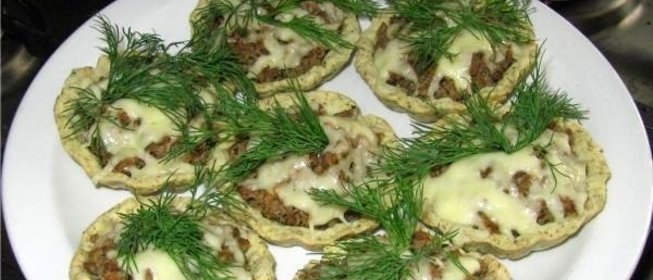 Тарталетки с фаршем
