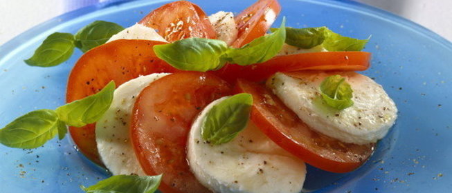 Закуска капрезе