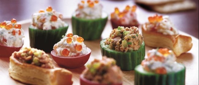 Закуски с икрой и гольцом