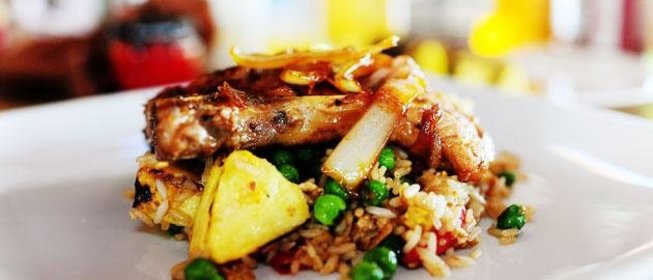 Свинина с рисом и ананасом