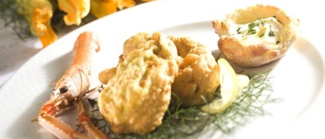 Фаршированные цветки цукини во фритюре